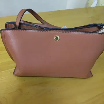 레가토 라르고 숄더백