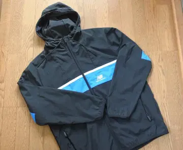 64% OFF 얇은 소재 마운틴 후드티 발수 가공 뉴발란스 XL