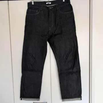 유니클로 U 셀비지 레귤러 핏 청바지 중고