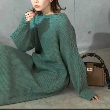 새상품급 어반 리서치 로쏘 편직 소매 케이블 니트 원피스 그린 울