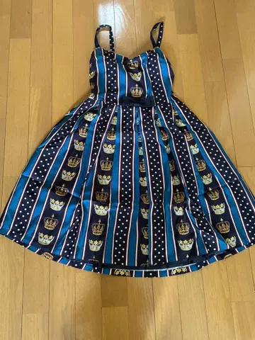 Leur Getter 슬리브리스 무릎 기장 원피스