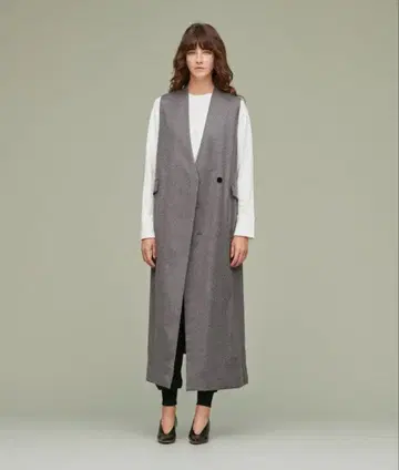 uncrave WHITE 베스트 원피스 팬츠 셋업 그레이