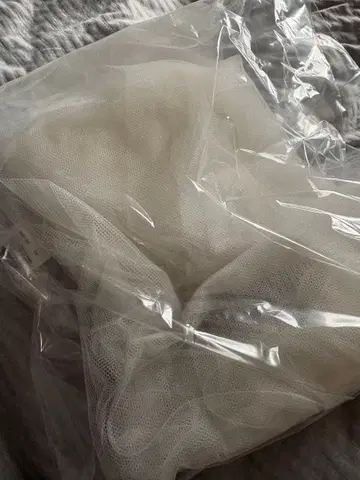 화이트 튤 웨딩 베일