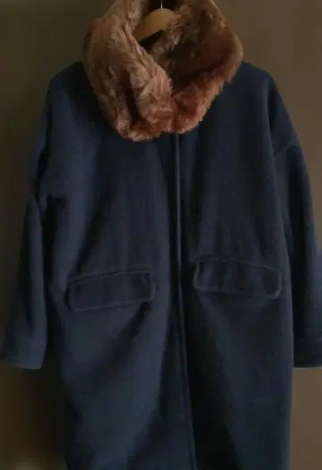 어반 리서치 KBF 퍼 카라 부착 네이비 노카라 코트