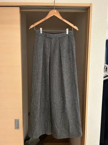 [ UNIQLO:C ] 유니클로 C 트위드 턱 와이드 팬츠