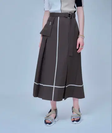UNITED TOKYO 크로싱 라인 스커트