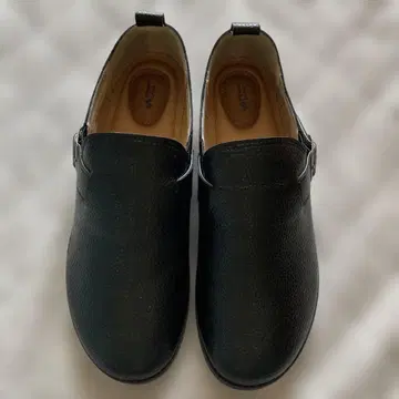 PENNY LANE 벨트 슬립온 블랙