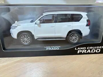 토요타 랜드크루저 프라도 화이트