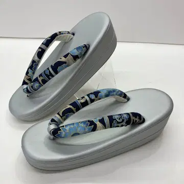 실버 조리 꽃무늬 하나오 부착