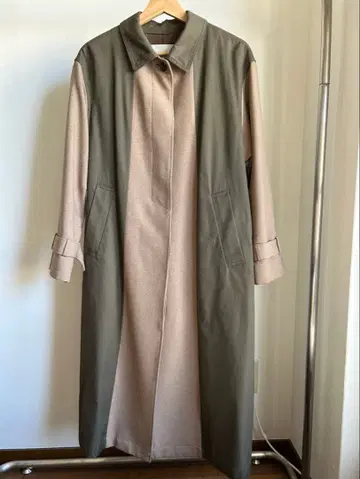 Ray BEAMS 카키 베이지 절개 스텐 칼라 코트