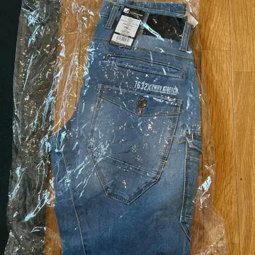 아이즈 프론티어 데님 팬츠