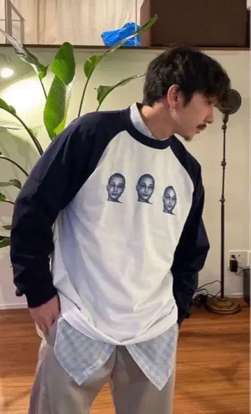 ARAKI 래글런 롱T