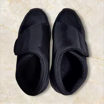 문스타 810s 스니커즈