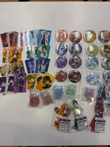 드리미 복권 REBORN 아크릴 스탠드 캔뱃지 묶음 판매