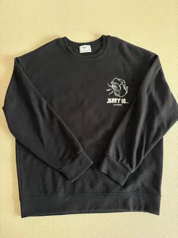 Jerry is - 블랙 맨투맨