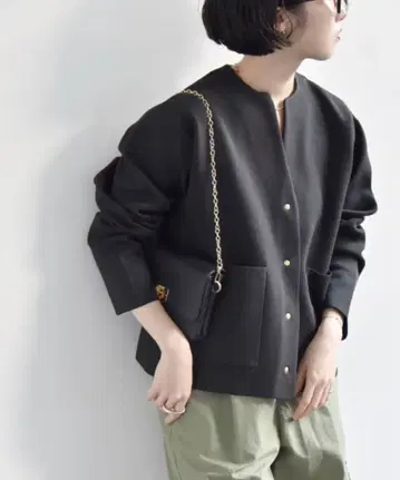 [ 새상품 ] quaranciel 노카라 포켓 니트 자켓