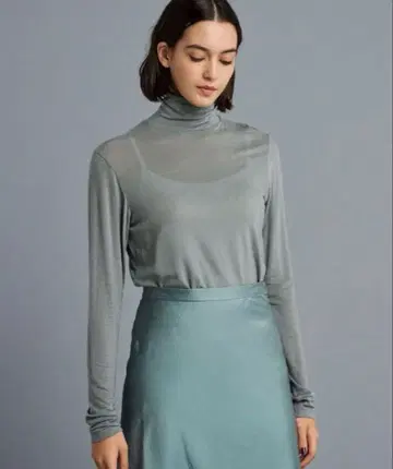 uncrave 캐시미어 실크 터틀넥 티셔츠