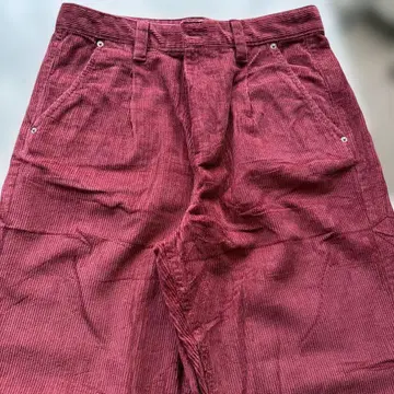 TOMMY JEANS 빨간색 코듀로이 팬츠