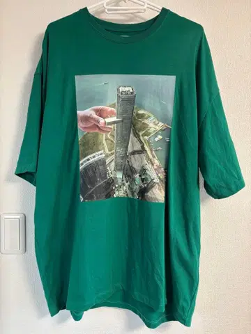 TIGHTBOOTH PRODUCTION 티셔츠