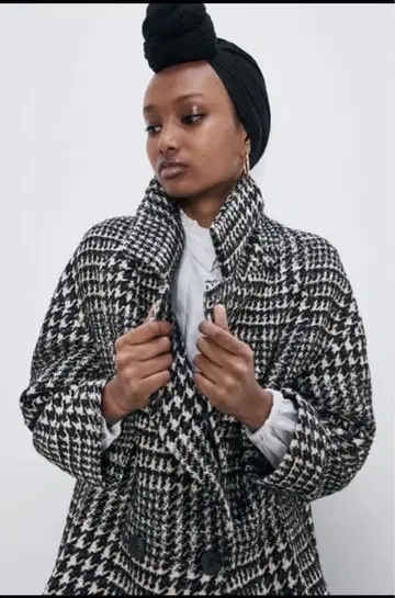 ZARA 오버 사이즈 코트.