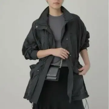 카오스 프리즘 라이트 블루종 블랙 아우터