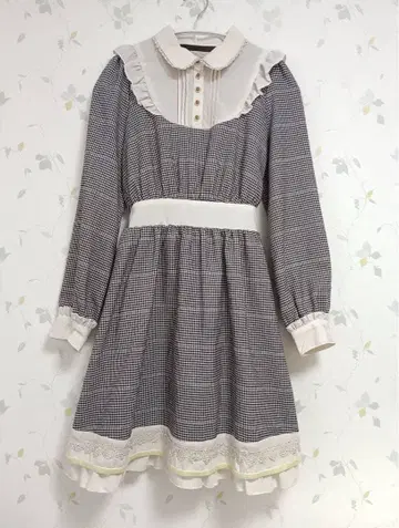 axes femme poetique 트위드 무릎 기장 원피스 새상품급