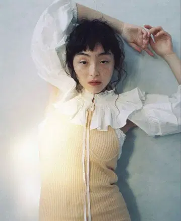 papier 탈부착 카라 화이트 파피에