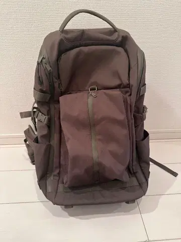 워크맨 조인트 백팩 파이널 에디션 올리브