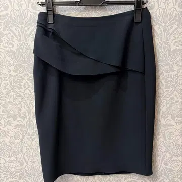 EMPORIO ARMANI 다크 네이비 타이트 스커트