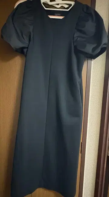 바니스 바니스 원피스 벌룬 슬리브 프리