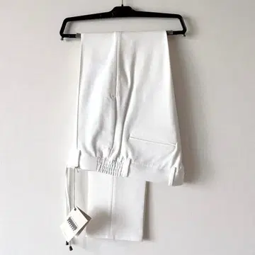 [택 포함 새상품] 자브스 알키비오 마사초 화이트 46