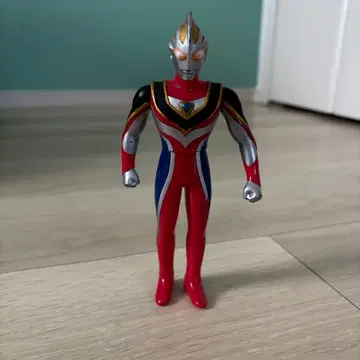 울트라맨 가이아 슈프림 버전