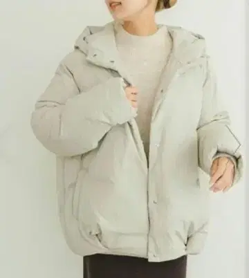 URBAN RESEARCH ITEMS 코쿤 후드 자켓