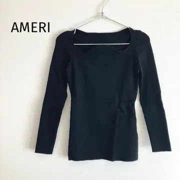 새상품급 AMERI 아메리 리브 니트 블랙 가을/겨울/봄 깔끔한 니트