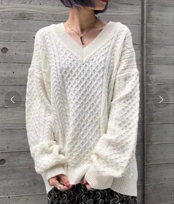 새상품 PAGEBOY 페이지 보이 케이블 유루 V넥 니트 니트