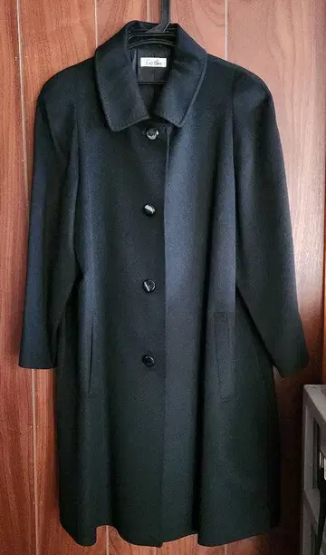 블랙 버튼 롱 코트 L 사이즈