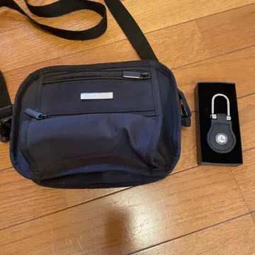 Mercedes Benz 블랙 숄더백