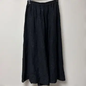 BEARDSLEY(비어즐리) 페이즐리 자카드 큐롯 블랙