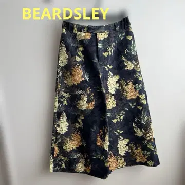 BEARDSLEY 비어즐리 플라워 무늬 가우초 팬츠