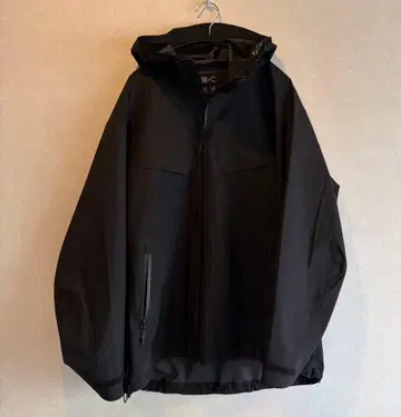 유니클로C 블록테크 후드티 M 사이즈 블랙