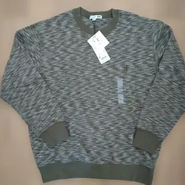 유니클로 x JWWANDERSON 맨투맨 M 사이즈 올리브