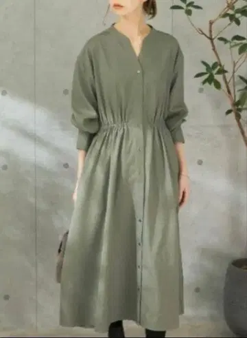 어반리서치 로쏘 이지케어 셔츠 원피스 카키