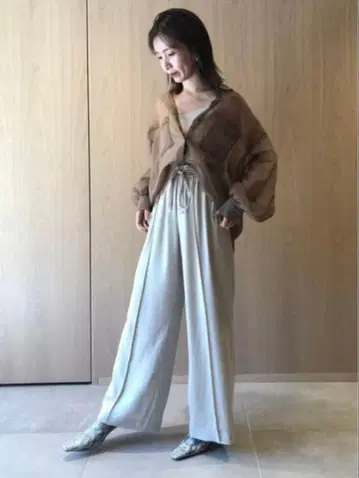 착용 1회 스나이델 이지 스트레이트 팬츠 가을/겨울