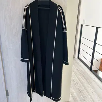 야마다야 페넬 파이핑 코트 블랙