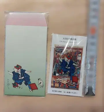 메밀을 뒤집어쓴 고양이 아크릴 스탠드 복주머니 오타 기념 미술관