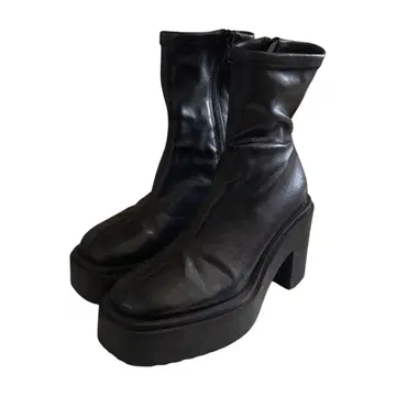 H&M 에이치앤엠 블랙 가죽 통굽 부츠 스트레치 36