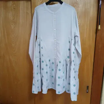 아즈나우아즈 플러스 옅은 그레이 롱 튜닉