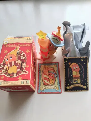 POP MART Twinkle Twinkle Happy 피규어