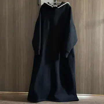 MYU 펄 장식 후드 속기모 원피스