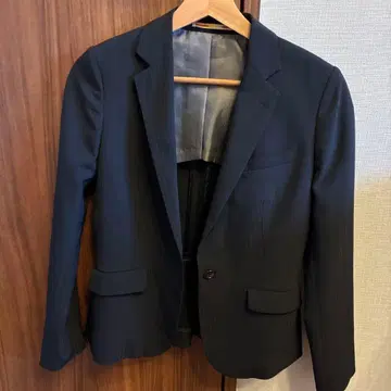 블랙 스트라이프 테일러드 자켓